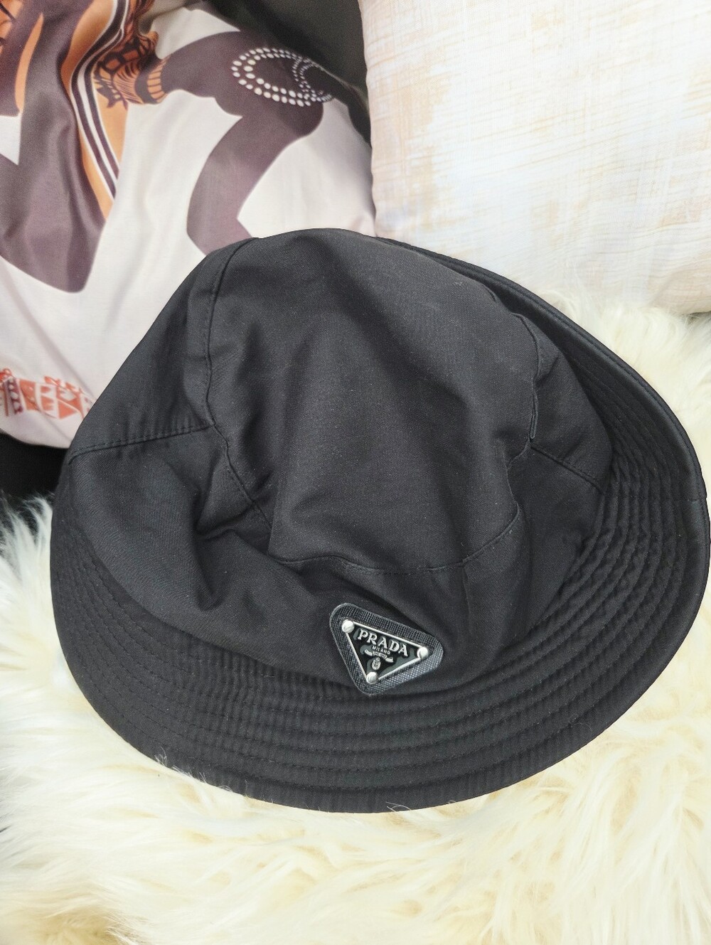 Prada Black Re-Nylon Bucket Hat with Triangle Logo